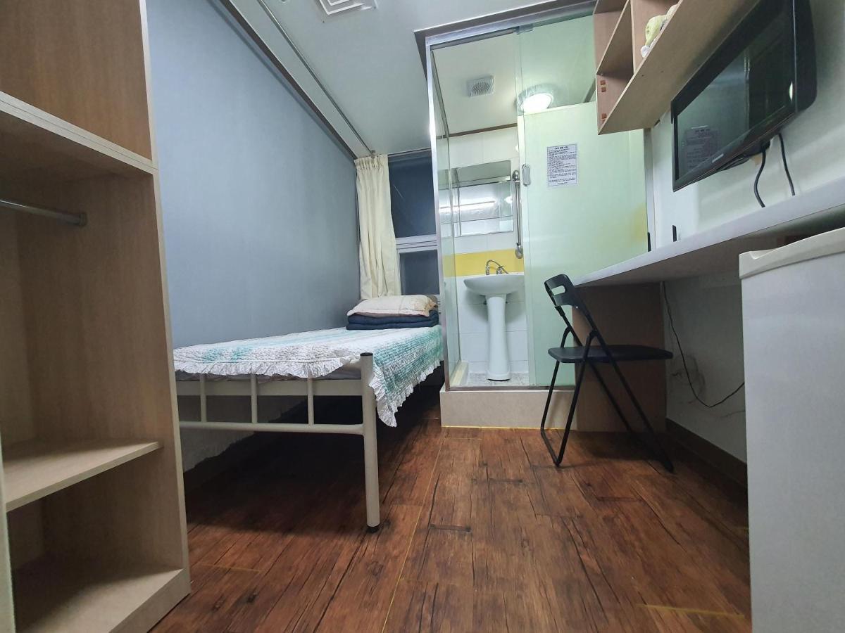 Apgujeong Home Seoul Exterior photo
