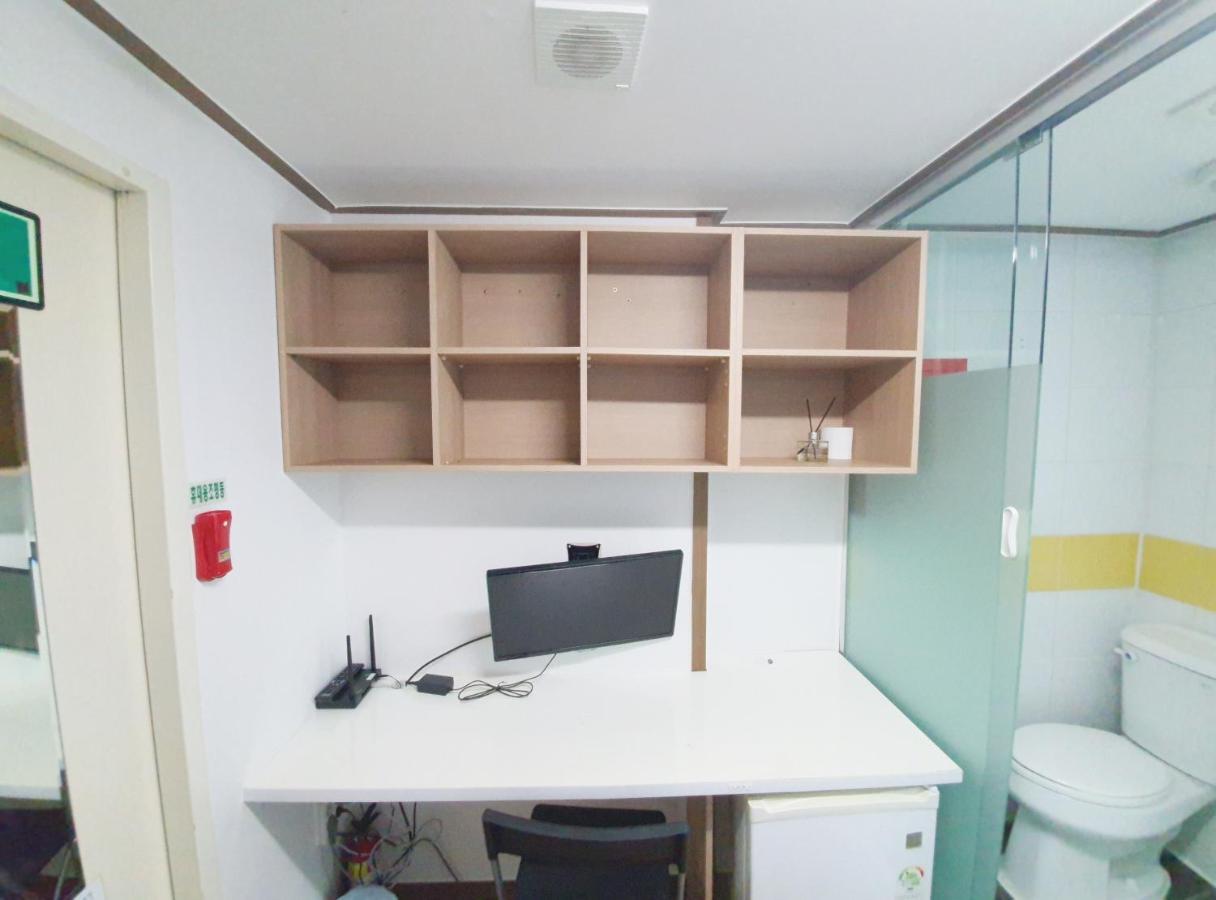 Apgujeong Home Seoul Exterior photo