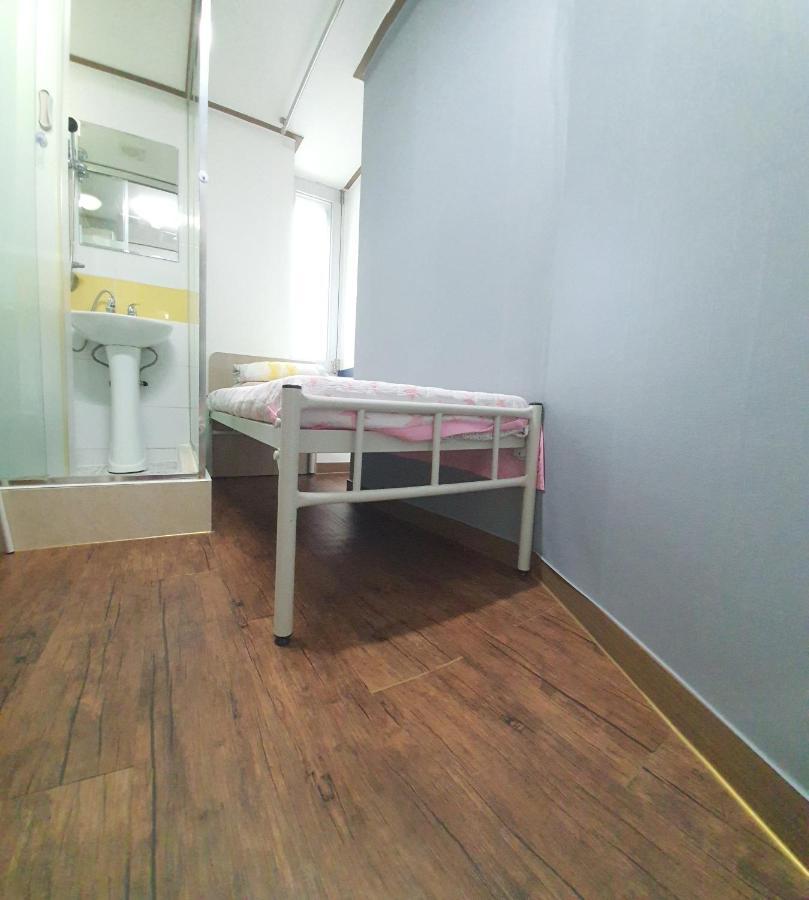 Apgujeong Home Seoul Exterior photo